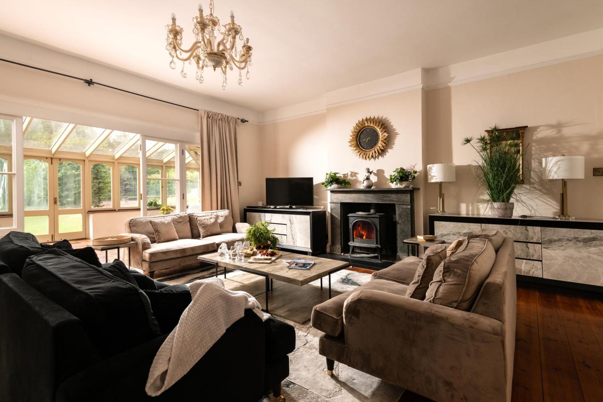 Villa Downwood Vineyard Manor In Idyllic Countryside Blandford Forum Exterior foto