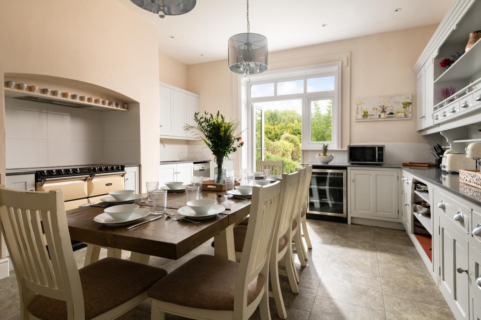 Villa Downwood Vineyard Manor In Idyllic Countryside Blandford Forum Exterior foto